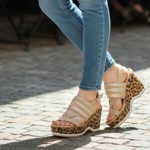 DONALD J. PLINER | Valri Tan Animal Print Leopard Wedge Strappy Sandals | 7.5